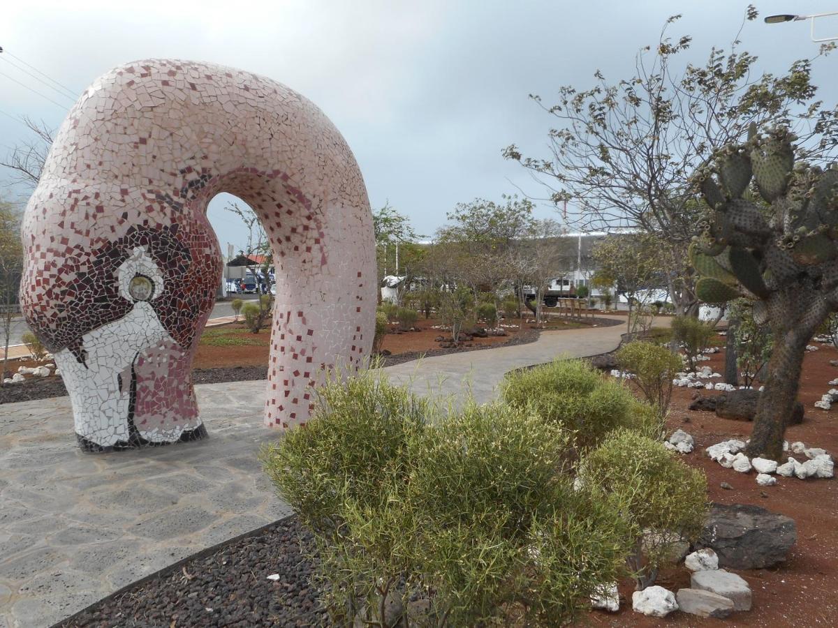 Eco Hotel Katarma Puerto Baquerizo Moreno Kültér fotó