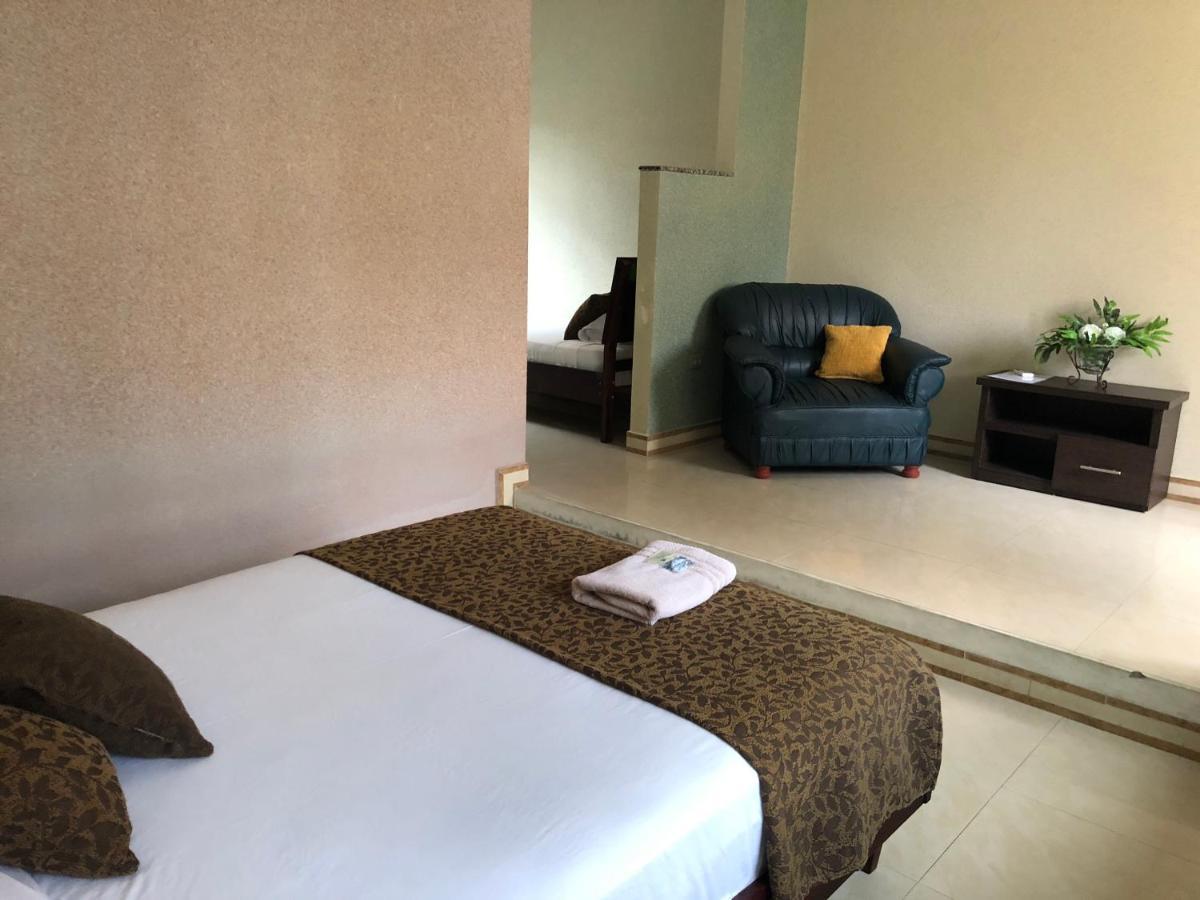 Eco Hotel Katarma Puerto Baquerizo Moreno Kültér fotó
